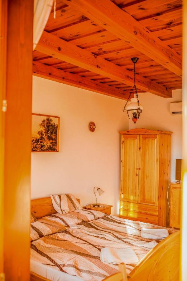 Nosztalgia Vendégház Zalaegerszeg Exterior foto